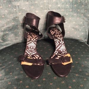 Sam Edelman Size 8 Black Leather Kitten Heels